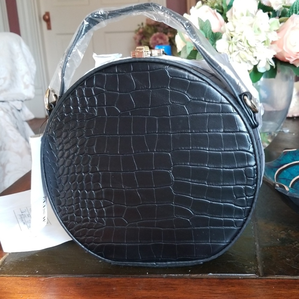 Round purse